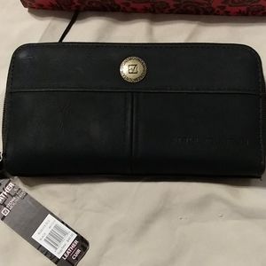 Stone Mountain Leather Wallet